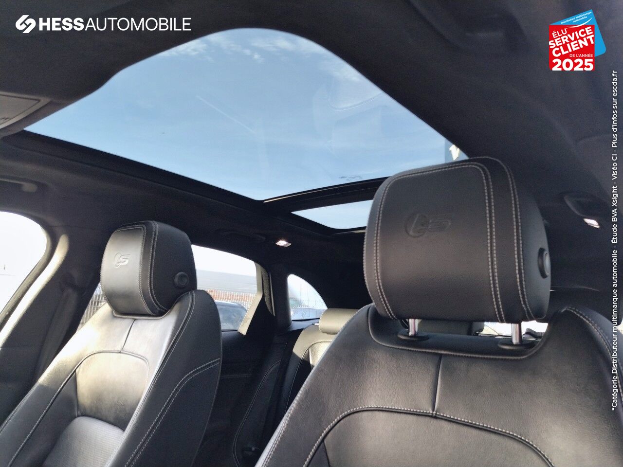 Véhicule d'occasion JAGUAR F-PACE V6 3.0 SUPERCHARGED 380CH S 4X4 BVA8 TPANO GPS chez Peugeot Hirson