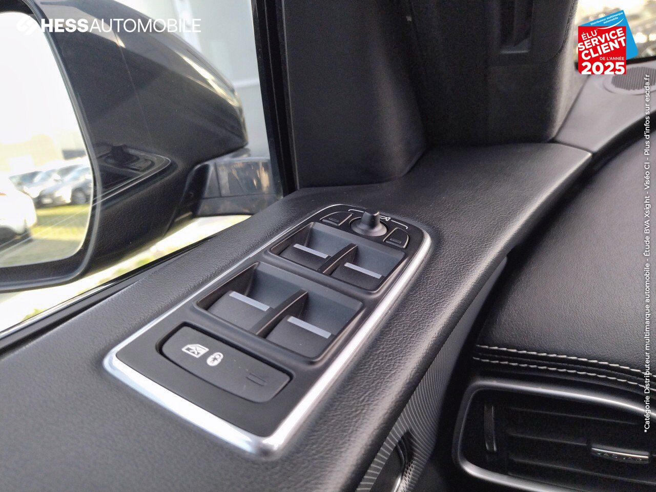 Véhicule d'occasion JAGUAR F-PACE V6 3.0 SUPERCHARGED 380CH S 4X4 BVA8 TPANO GPS chez Peugeot Hirson