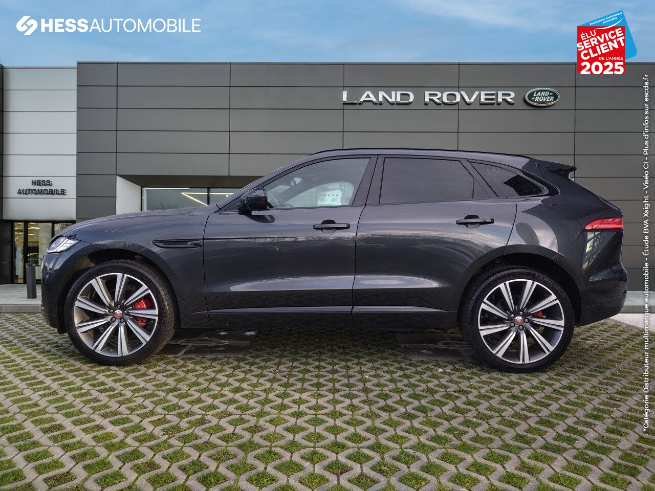 Véhicule d'occasion JAGUAR F-PACE V6 3.0 SUPERCHARGED 380CH S 4X4 BVA8 TPANO GPS chez Peugeot Hirson