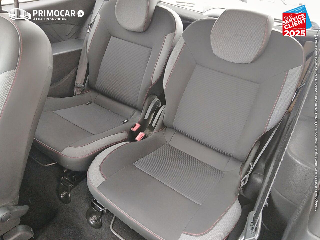 Véhicule d'occasion RENAULT TWINGO 1.2 LEV 16V 75CH AUTHENTIQUE chez Primocar
