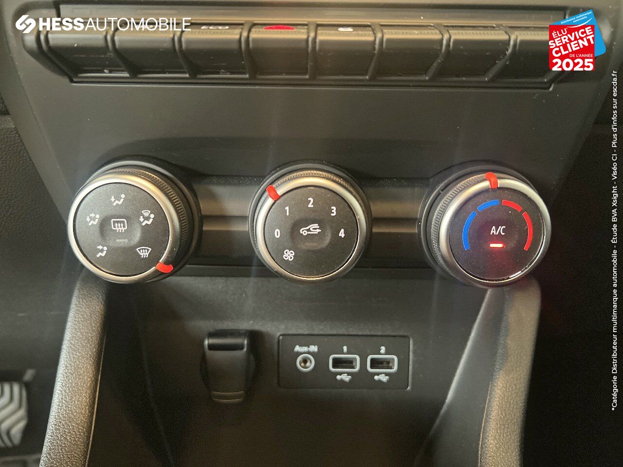 Véhicule d'occasion RENAULT CLIO 1.0 TCE 90CH EQUILIBRE RADAR AR chez Toyota Bar le Duc