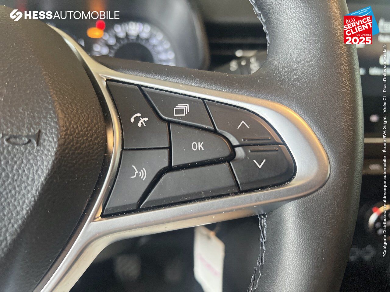 Véhicule d'occasion RENAULT CLIO 1.0 TCE 90CH EQUILIBRE RADAR AR chez Toyota Bar le Duc
