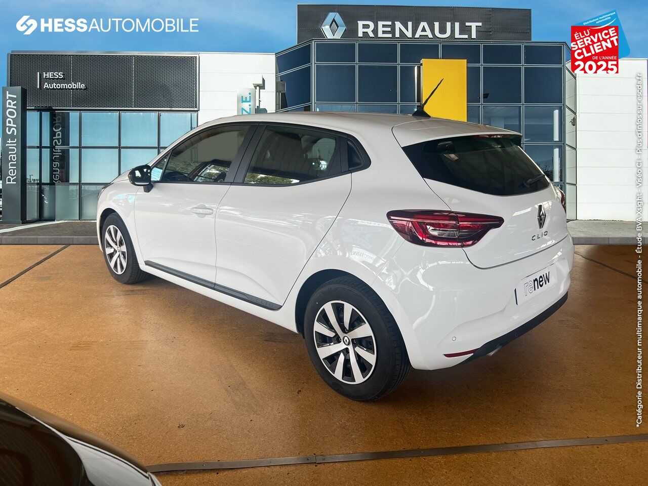 Véhicule d'occasion RENAULT CLIO 1.0 TCE 90CH EQUILIBRE RADAR AR chez Toyota Bar le Duc