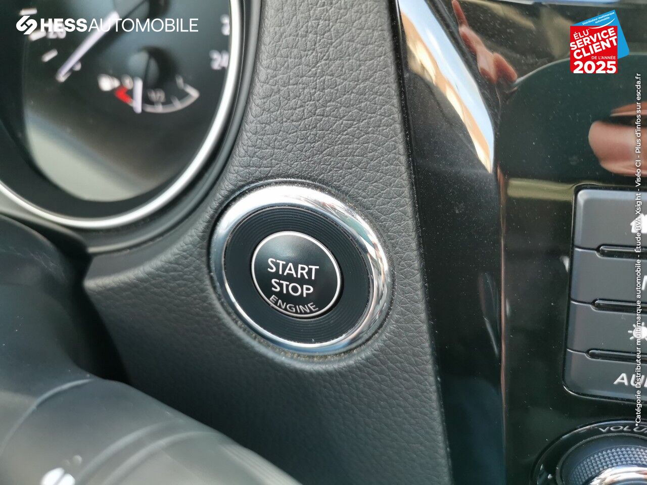 Véhicule d'occasion NISSAN QASHQAI 1.5 DCI 115CH TEKNA DCT 2019 TPANO CAMERA GPS CUIR SIEGES CHAUF chez Nissan Thionville