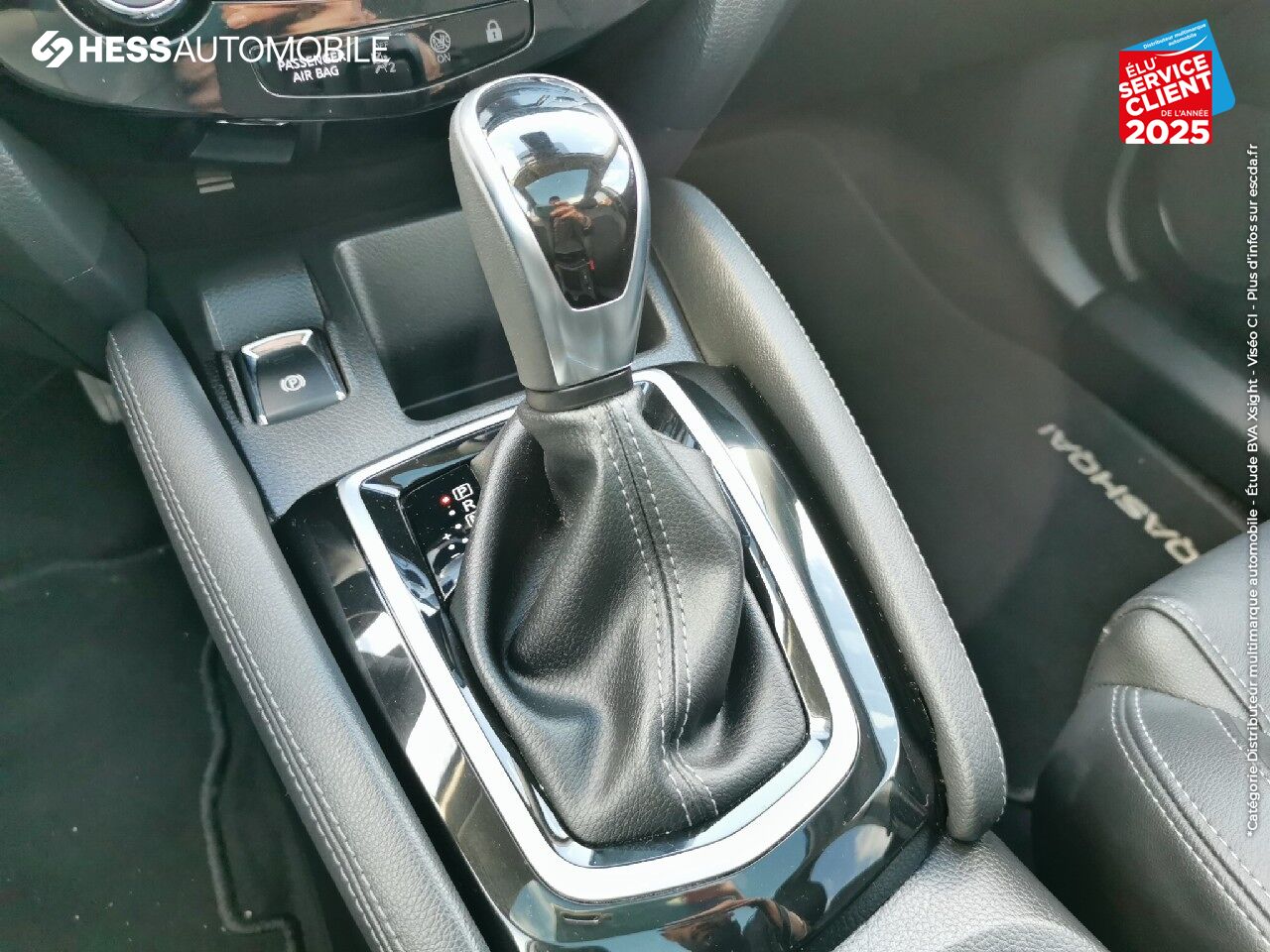 Véhicule d'occasion NISSAN QASHQAI 1.5 DCI 115CH TEKNA DCT 2019 TPANO CAMERA GPS CUIR SIEGES CHAUF chez Nissan Thionville