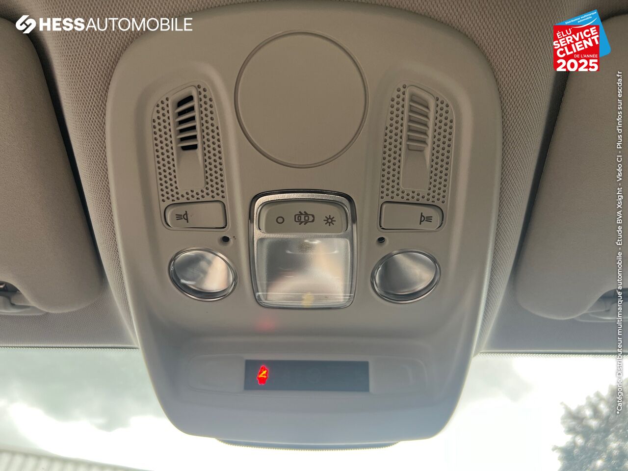 Véhicule d'occasion CITROEN C4 PURETECH 110CH FEEL chez Renault Saint-Louis