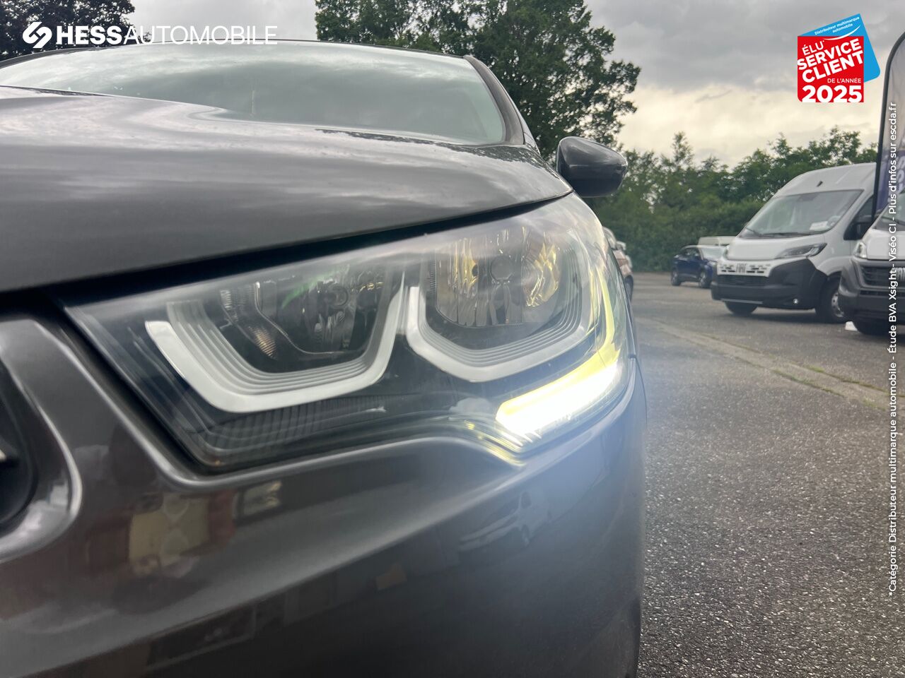 Véhicule d'occasion CITROEN C4 PURETECH 110CH FEEL chez Renault Saint-Louis