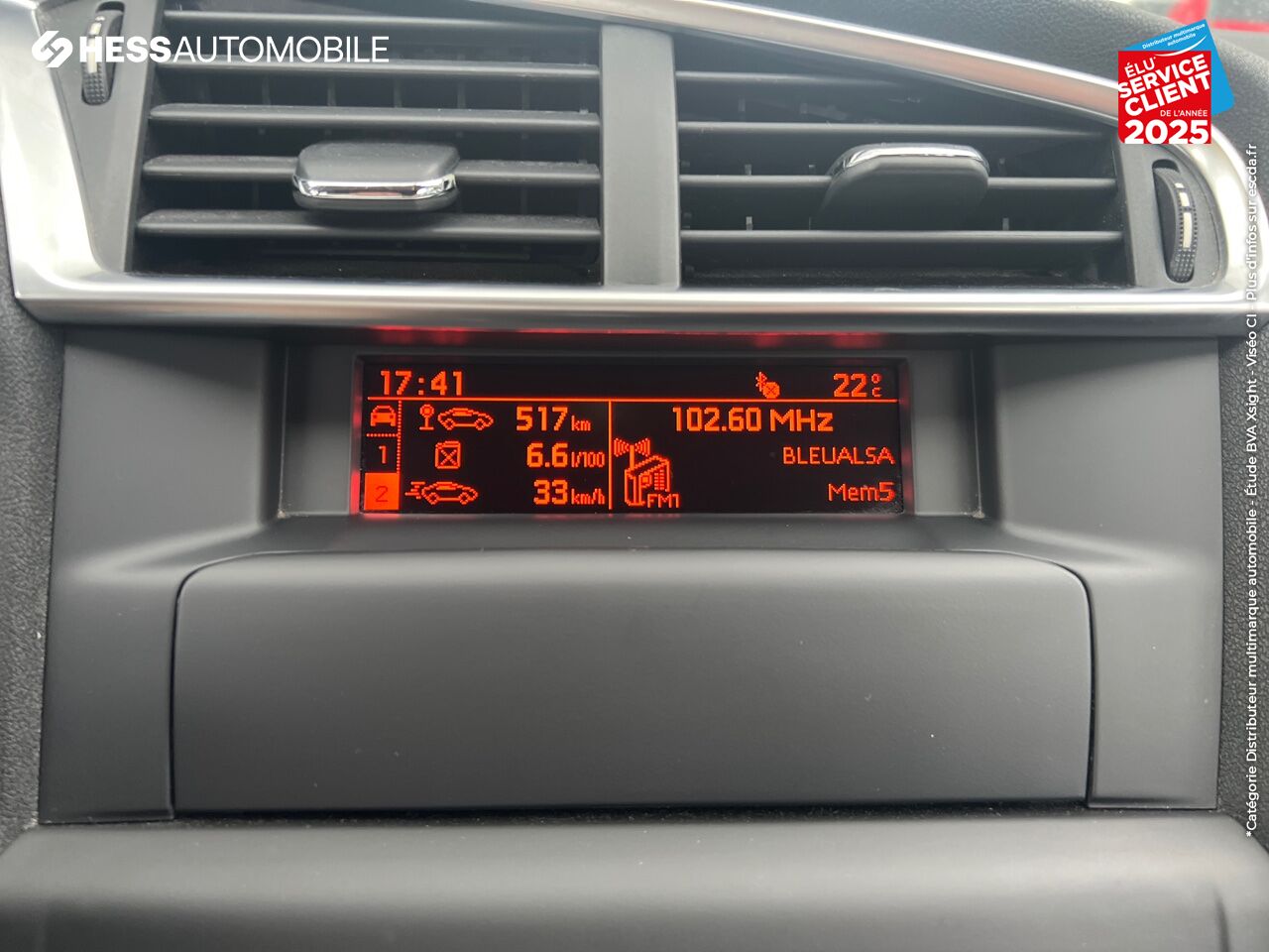 Véhicule d'occasion CITROEN C4 PURETECH 110CH FEEL chez Renault Saint-Louis
