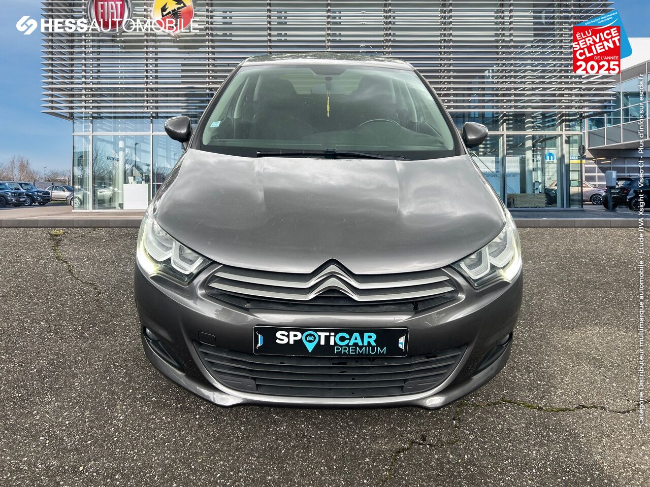 Véhicule d'occasion CITROEN C4 PURETECH 110CH FEEL chez Renault Saint-Louis