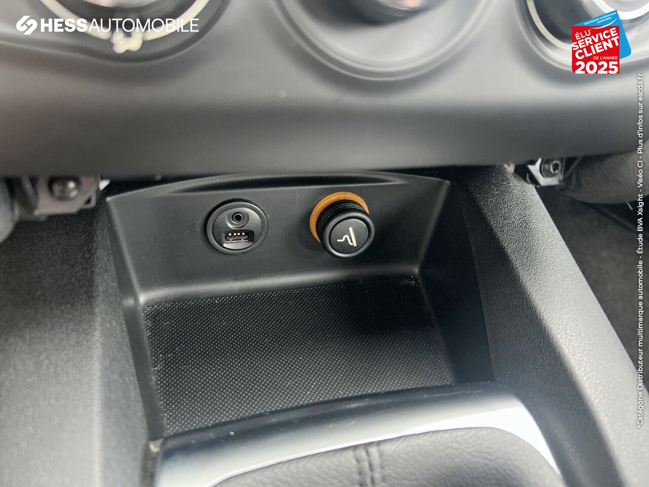 Véhicule d'occasion CITROEN C4 PURETECH 110CH FEEL chez Renault Saint-Louis