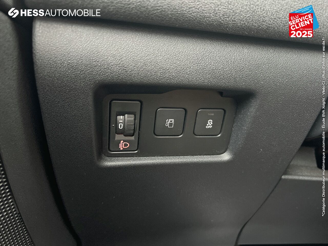 Véhicule d'occasion CITROEN C4 PURETECH 110CH FEEL chez Renault Saint-Louis