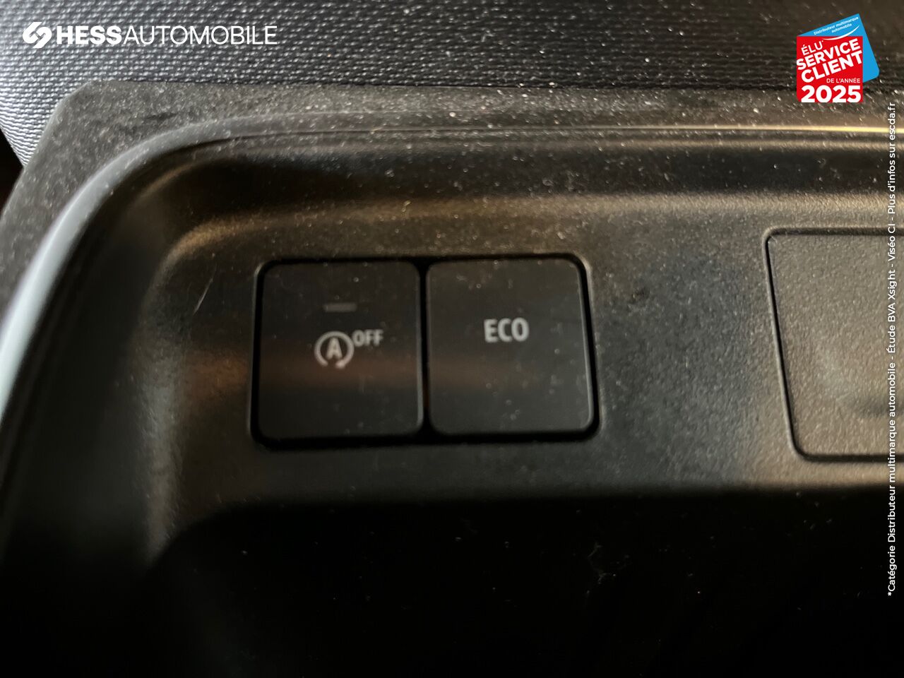 Véhicule d'occasion RENAULT TWINGO 0.9 TCE 95CH ZEN chez Renault Colmar