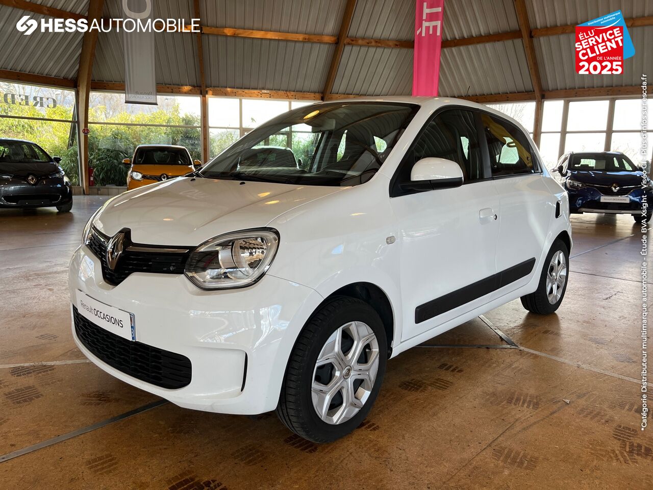 Véhicule d'occasion RENAULT TWINGO 0.9 TCE 95CH ZEN chez Renault Colmar