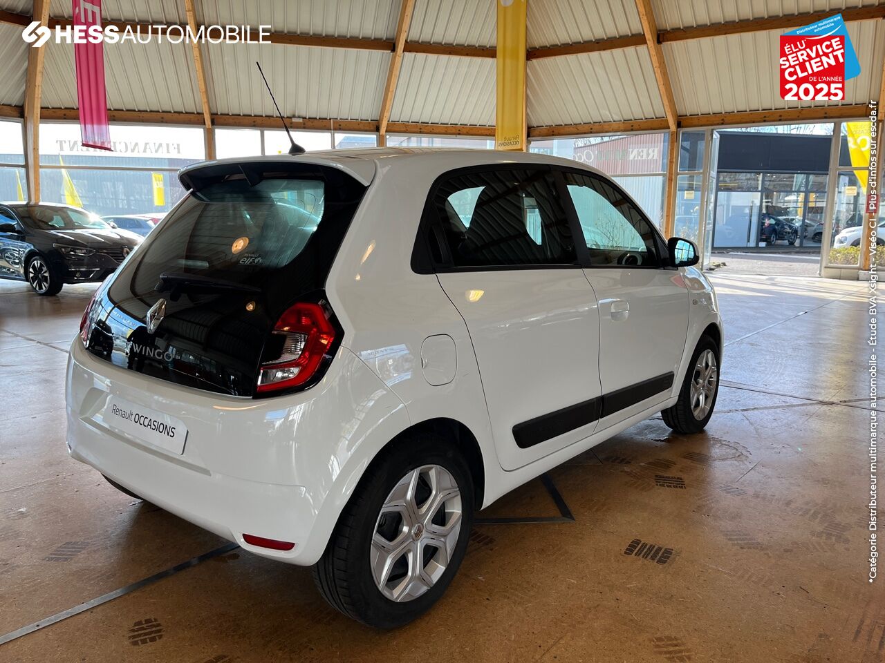 Véhicule d'occasion RENAULT TWINGO 0.9 TCE 95CH ZEN chez Renault Colmar