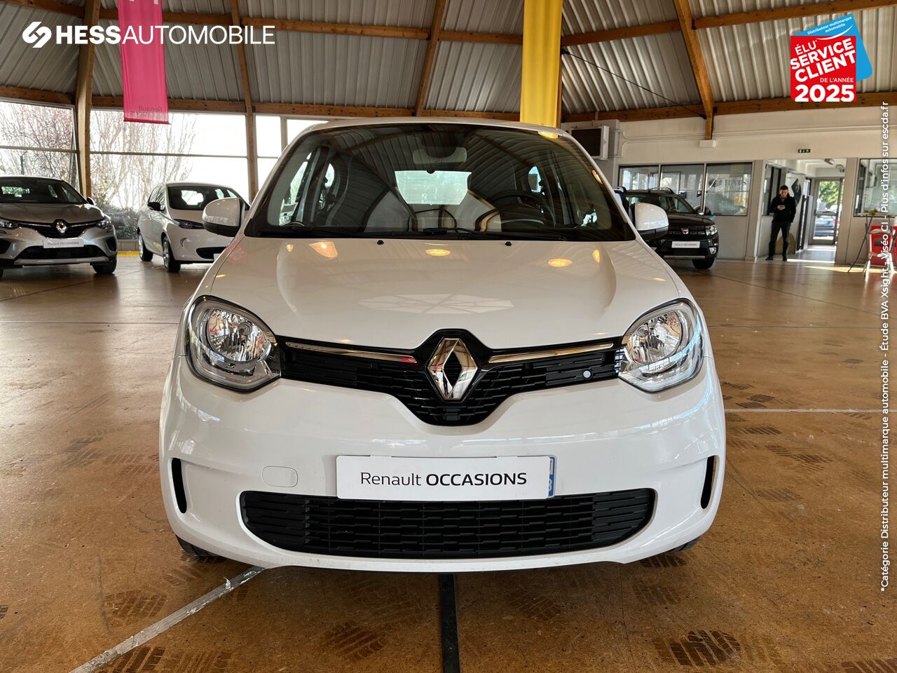Véhicule d'occasion RENAULT TWINGO 0.9 TCE 95CH ZEN chez Renault Colmar