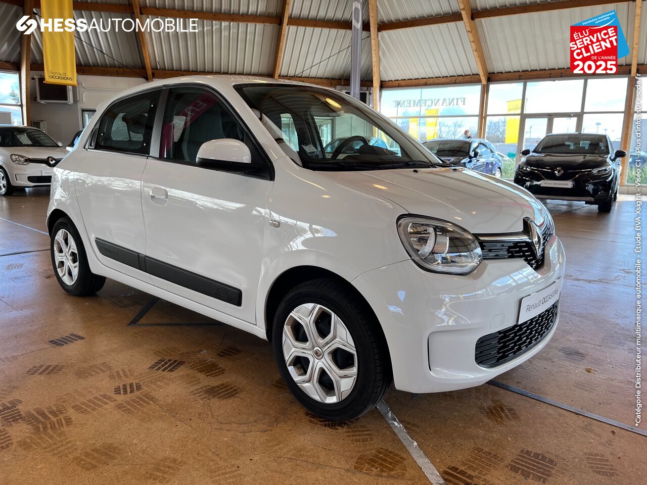 Véhicule d'occasion RENAULT TWINGO 0.9 TCE 95CH ZEN chez Renault Colmar