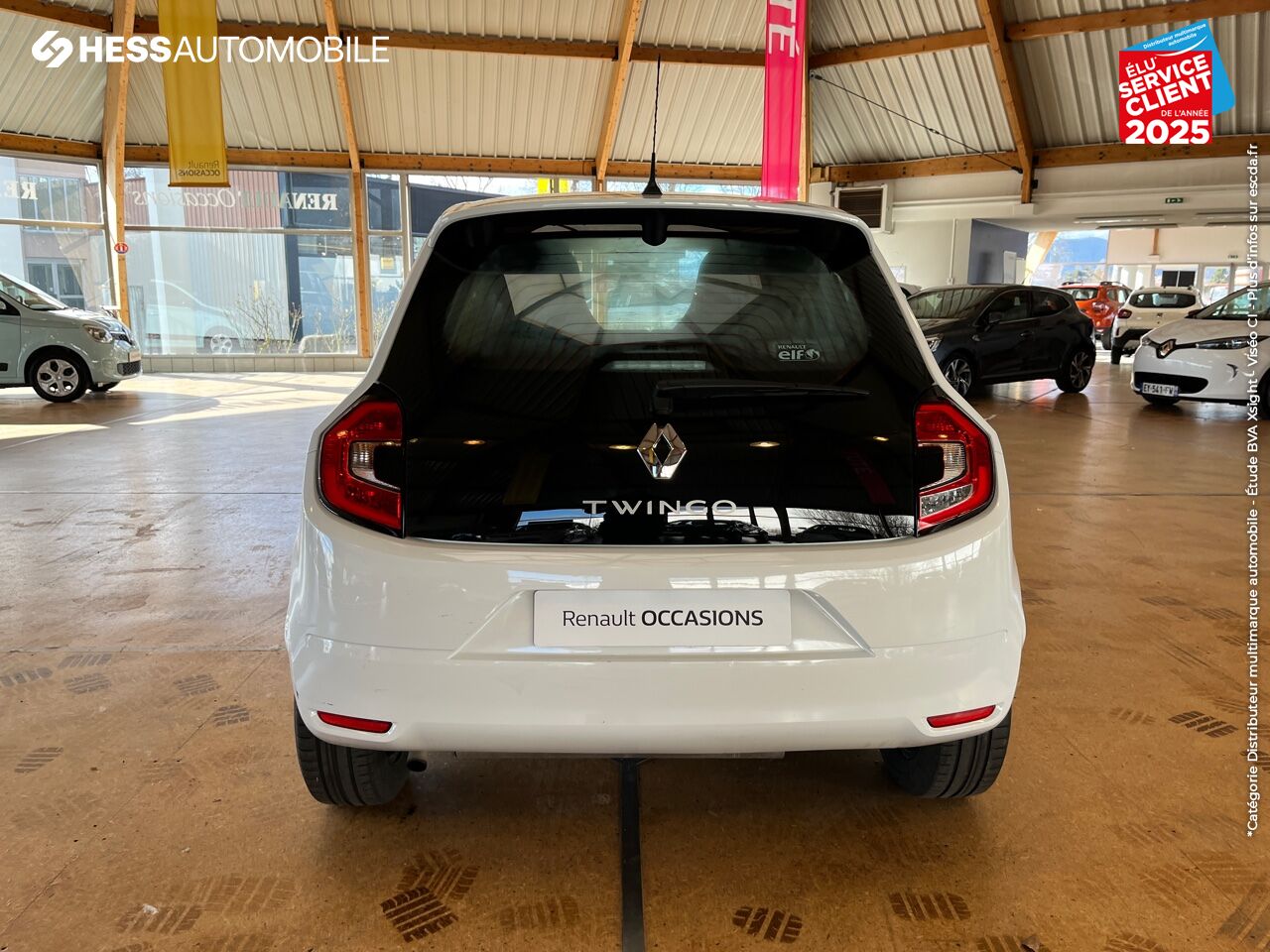 Véhicule d'occasion RENAULT TWINGO 0.9 TCE 95CH ZEN chez Renault Colmar