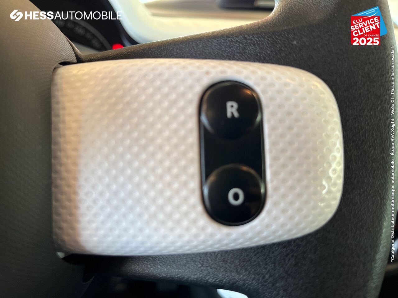 Véhicule d'occasion RENAULT TWINGO 0.9 TCE 95CH ZEN chez Renault Colmar