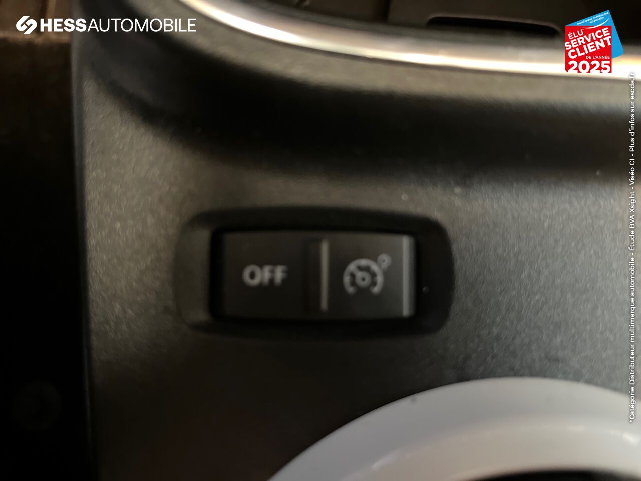 Véhicule d'occasion RENAULT TWINGO 0.9 TCE 95CH ZEN chez Renault Colmar