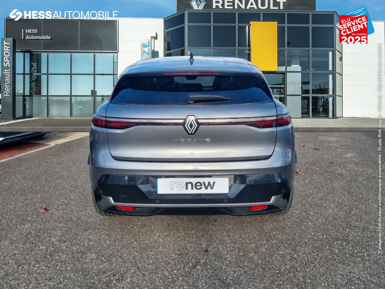 Véhicule d'occasion RENAULT MEGANE E-TECH ELECTRIC EV60 220CH TECHNO SUPER CHARGE chez Renault Saint-Louis
