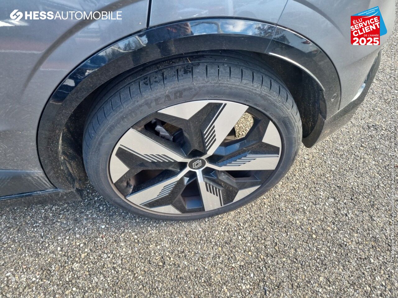 Véhicule d'occasion RENAULT MEGANE E-TECH ELECTRIC EV60 220CH TECHNO SUPER CHARGE chez Renault Saint-Louis