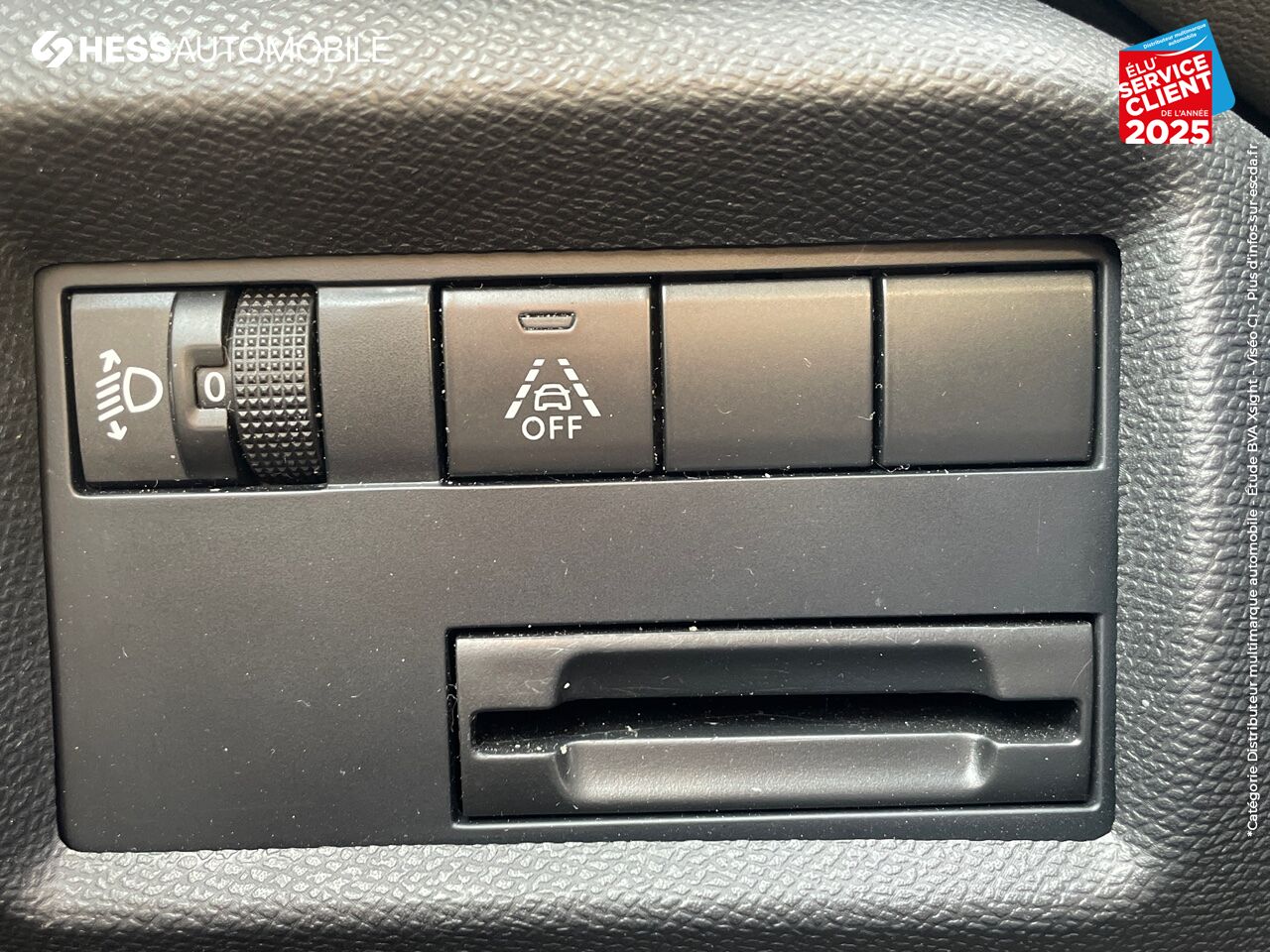 Véhicule d'occasion CITROEN C5 AIRCROSS PURETECH 130CH S/S FEEL GPS CAMERA chez Toyota Sarreguemines
