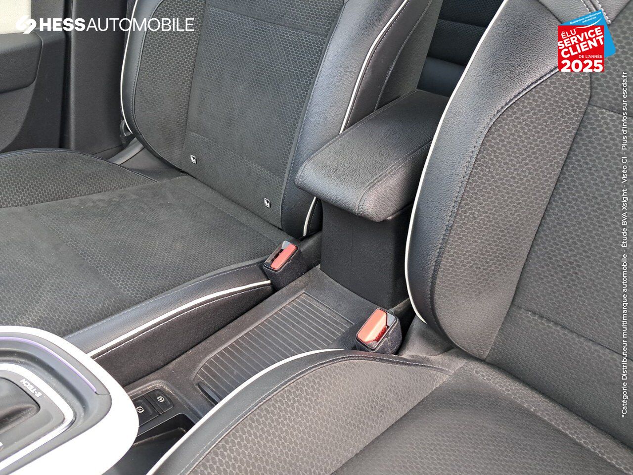 Véhicule d'occasion RENAULT CLIO 1.6 E-TECH 140CH INTENS -21 chez Dacia Mulhouse