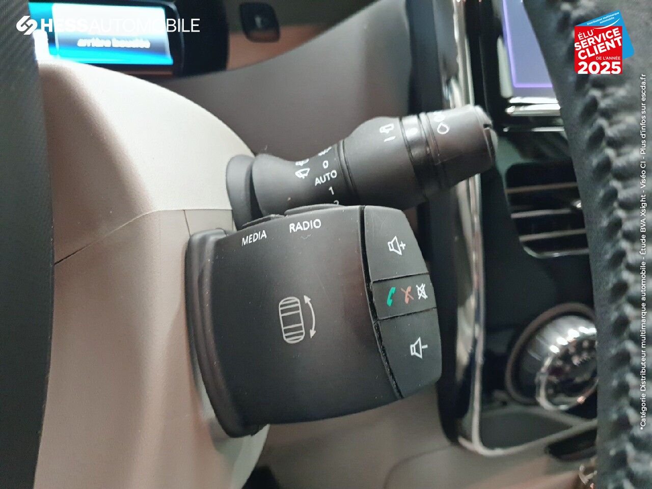 Véhicule d'occasion RENAULT ZOE INTENS CHARGE RAPIDE GPS CAMERA chez Renault Strasbourg