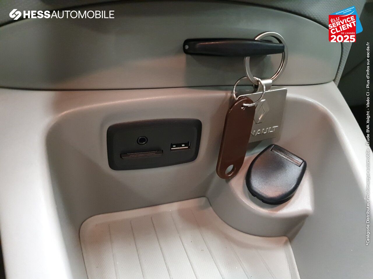 Véhicule d'occasion RENAULT ZOE INTENS CHARGE RAPIDE GPS CAMERA chez Renault Strasbourg