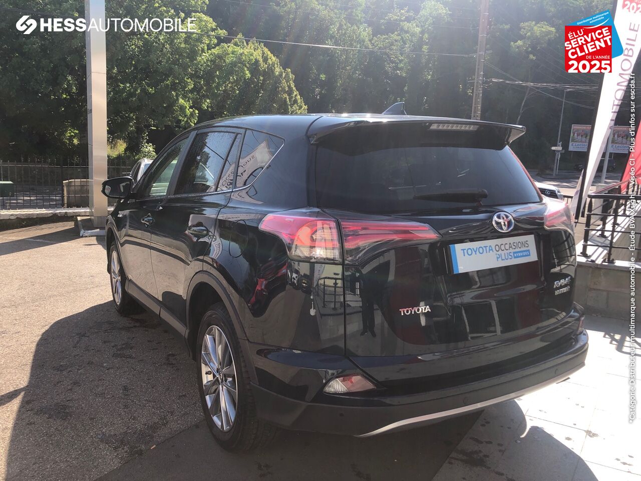 Véhicule d'occasion TOYOTA RAV4 197 HYBRIDE DYNAMIC EDITION AWD CVT GPS CAMERA chez Toyota Longwy