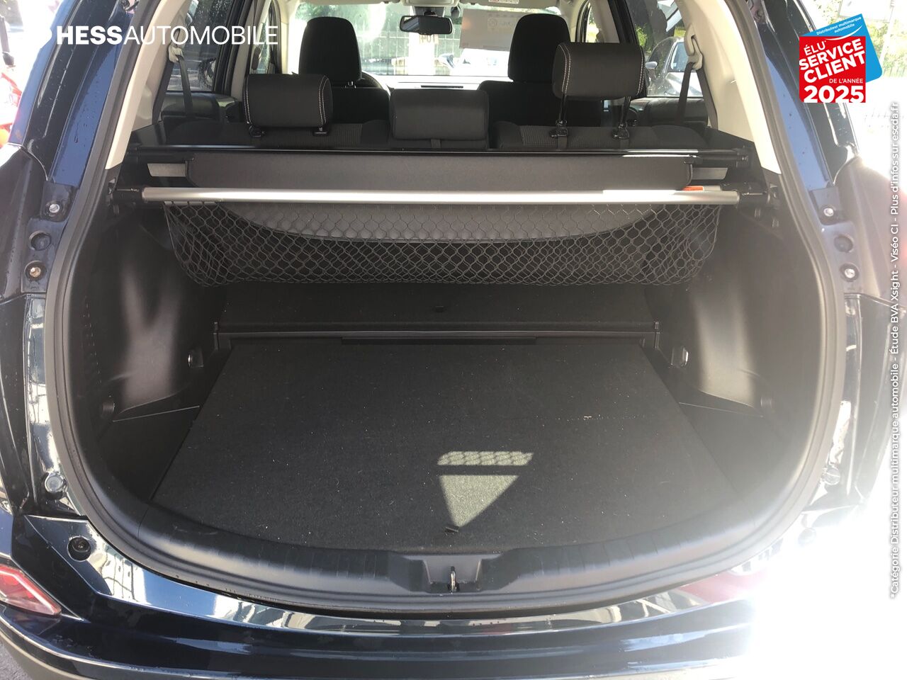 Véhicule d'occasion TOYOTA RAV4 197 HYBRIDE DYNAMIC EDITION AWD CVT GPS CAMERA chez Toyota Longwy