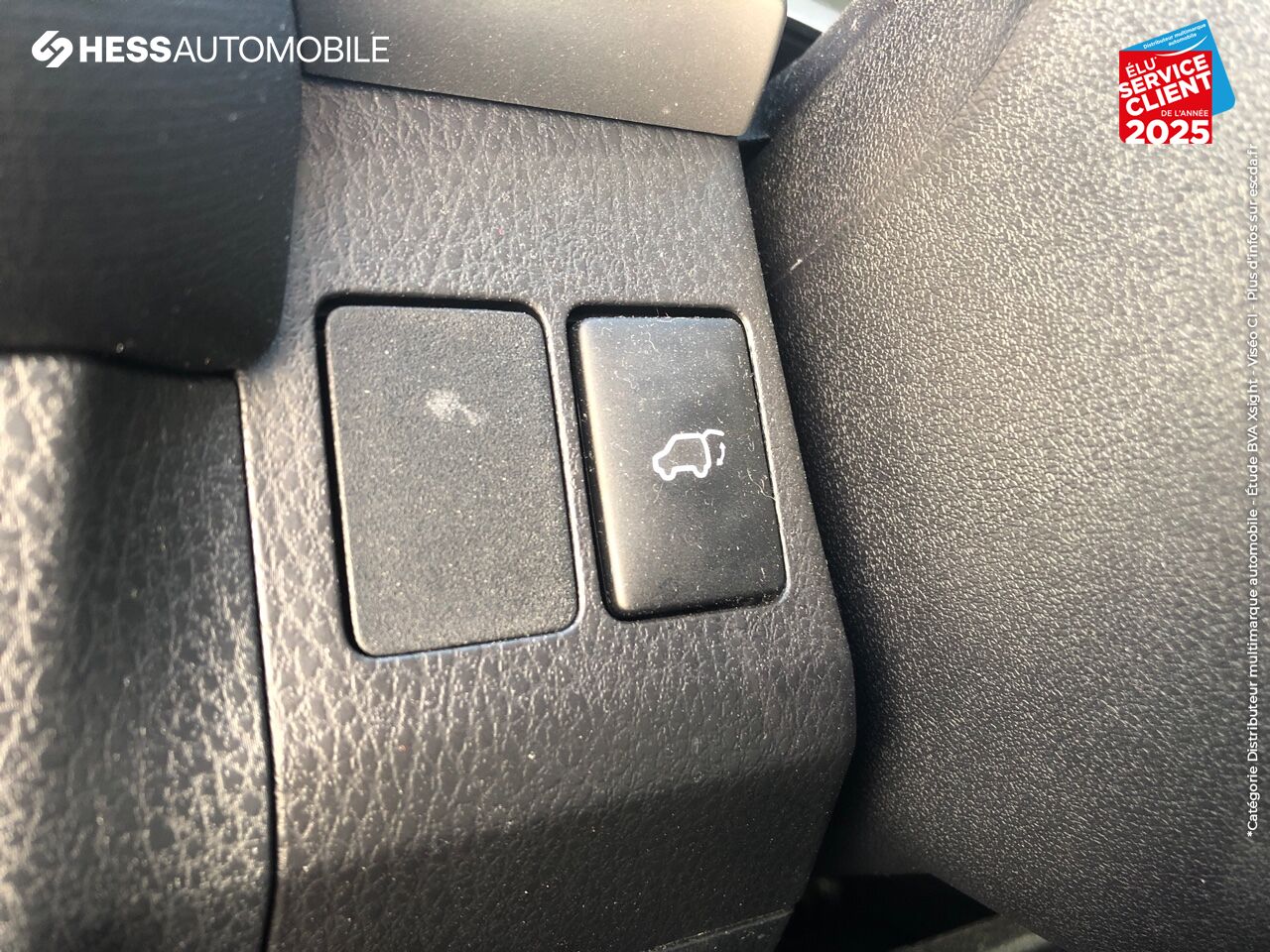 Véhicule d'occasion TOYOTA RAV4 197 HYBRIDE DYNAMIC EDITION AWD CVT GPS CAMERA chez Toyota Longwy