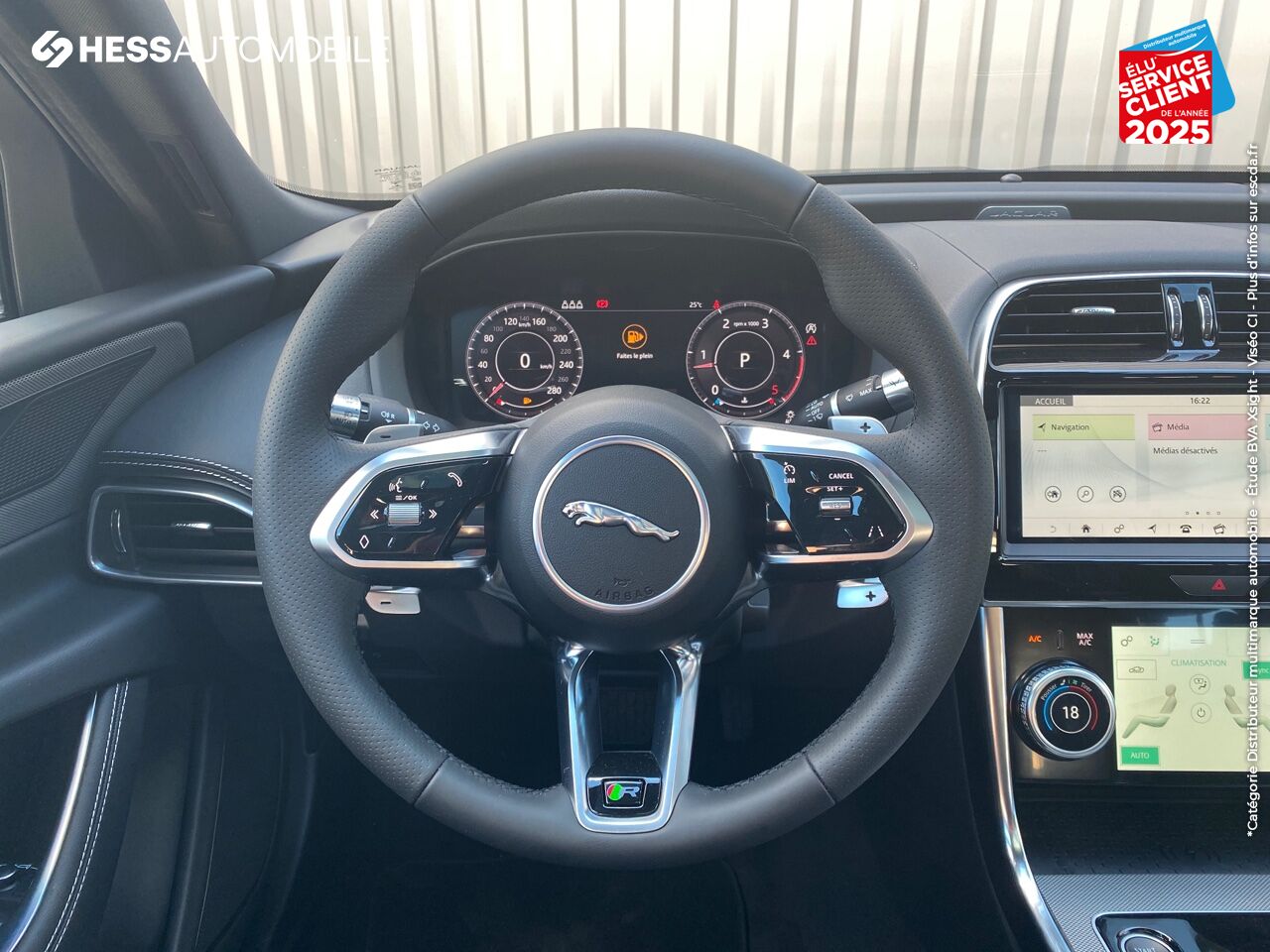 Véhicule d'occasion JAGUAR XE 2.0 D180CH R-DYNAMIC SE BVA8 chez Jaguar Metz