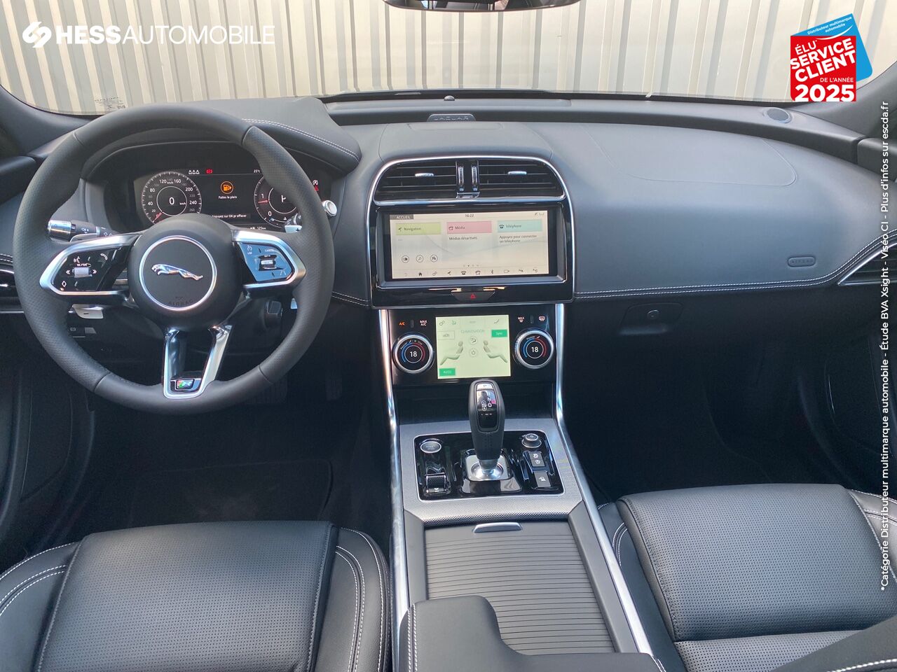 Véhicule d'occasion JAGUAR XE 2.0 D180CH R-DYNAMIC SE BVA8 chez Jaguar Metz