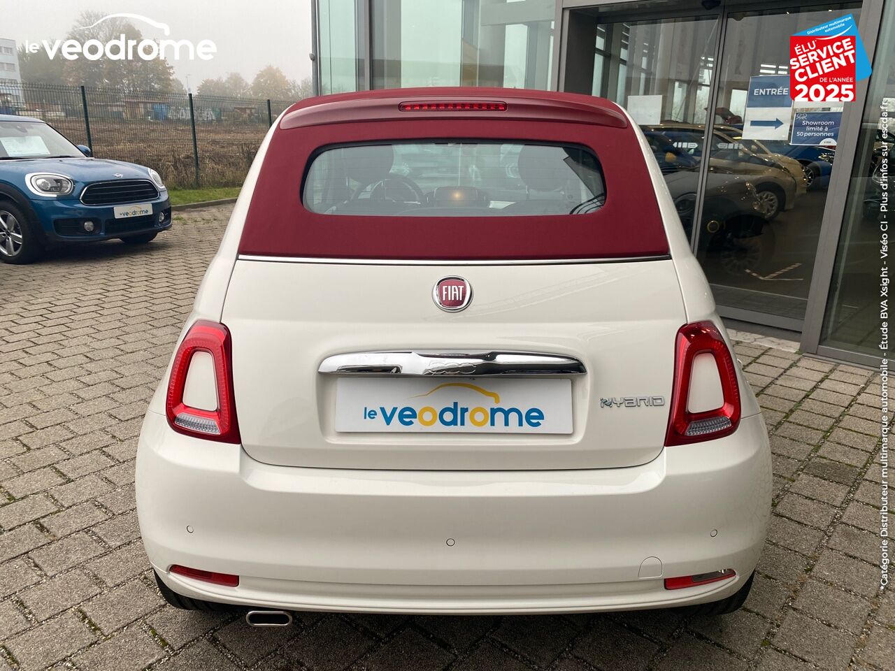 Véhicule d'occasion FIAT 500C 1.0 70CH BSG S/S -16 LOUNGE APPLE CARPLAY/ANDROID AUTO chez Le Veodrome