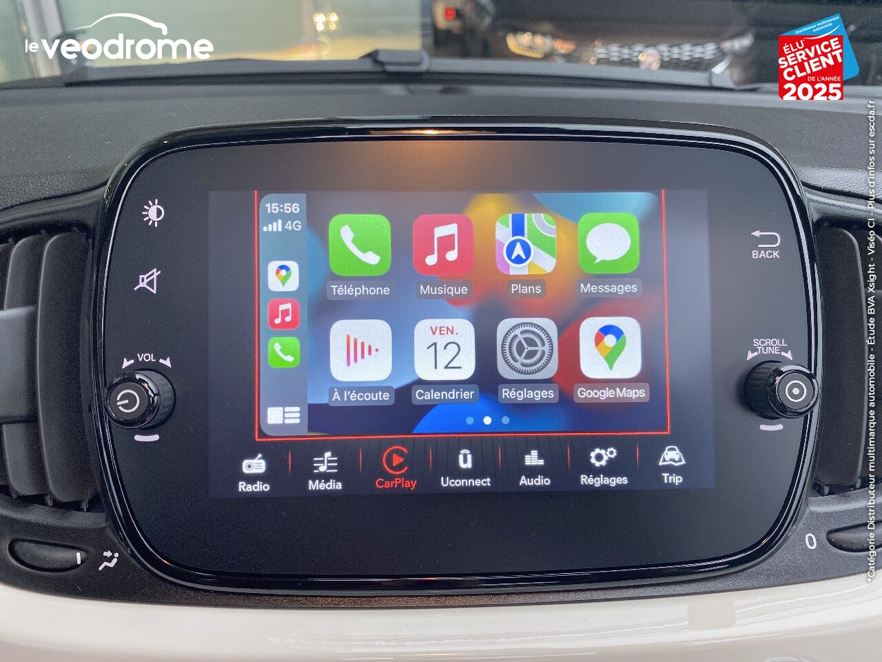 Véhicule d'occasion FIAT 500C 1.0 70CH BSG S/S -16 LOUNGE APPLE CARPLAY/ANDROID AUTO chez Le Veodrome
