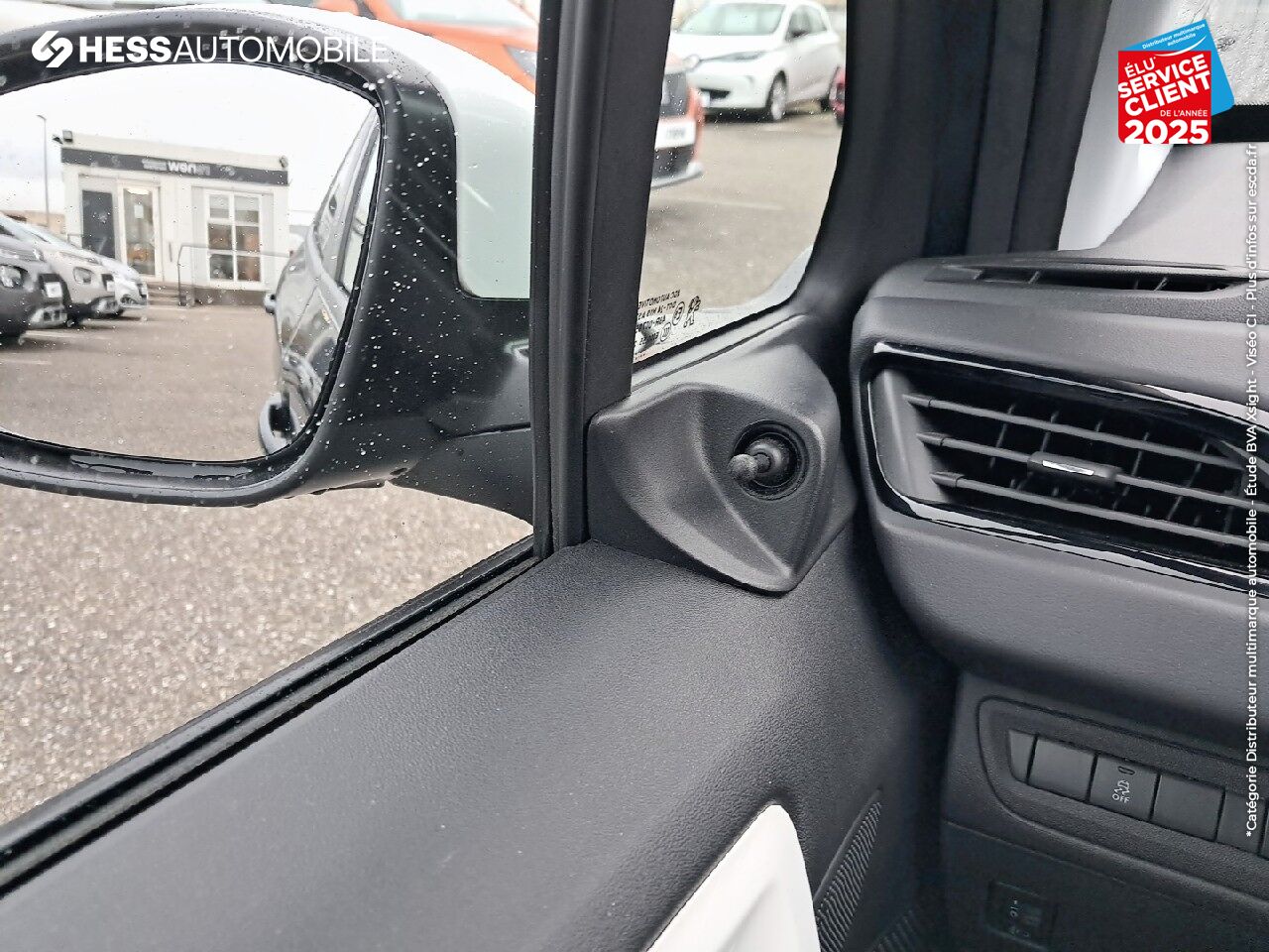 Véhicule d'occasion PEUGEOT 208 1.2 PURETECH 68CH E6.C LIKE 5P chez Toyota Thionville