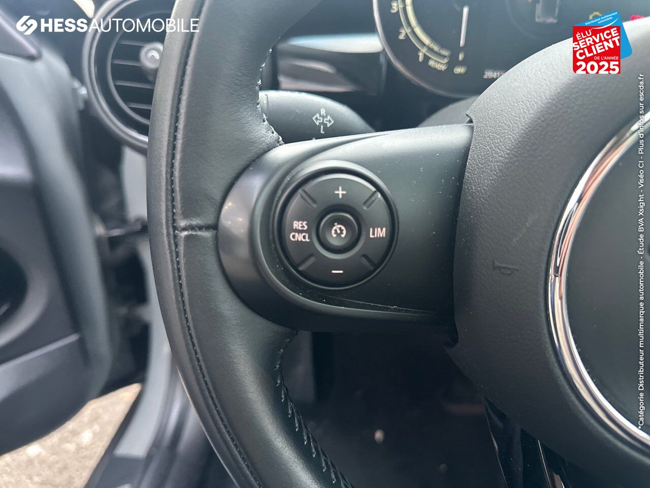 Véhicule d'occasion MINI MINI ONE 102CH EDITION GREENWICH TPANO chez Toyota Thionville