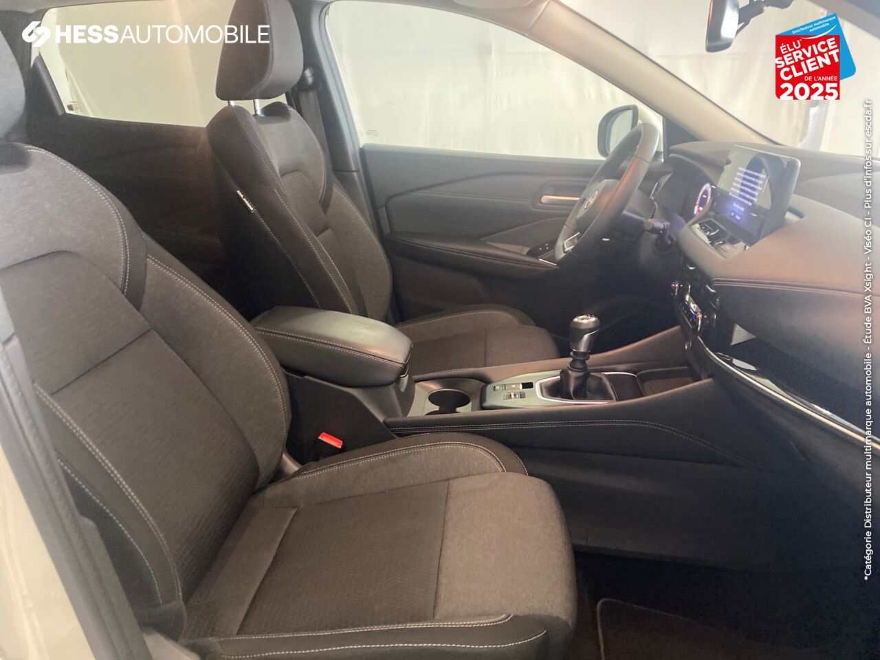 Véhicule d'occasion NISSAN QASHQAI 1.3 MILD HYBRID 140CH N-CONNECTA 2022 chez Nissan Besançon