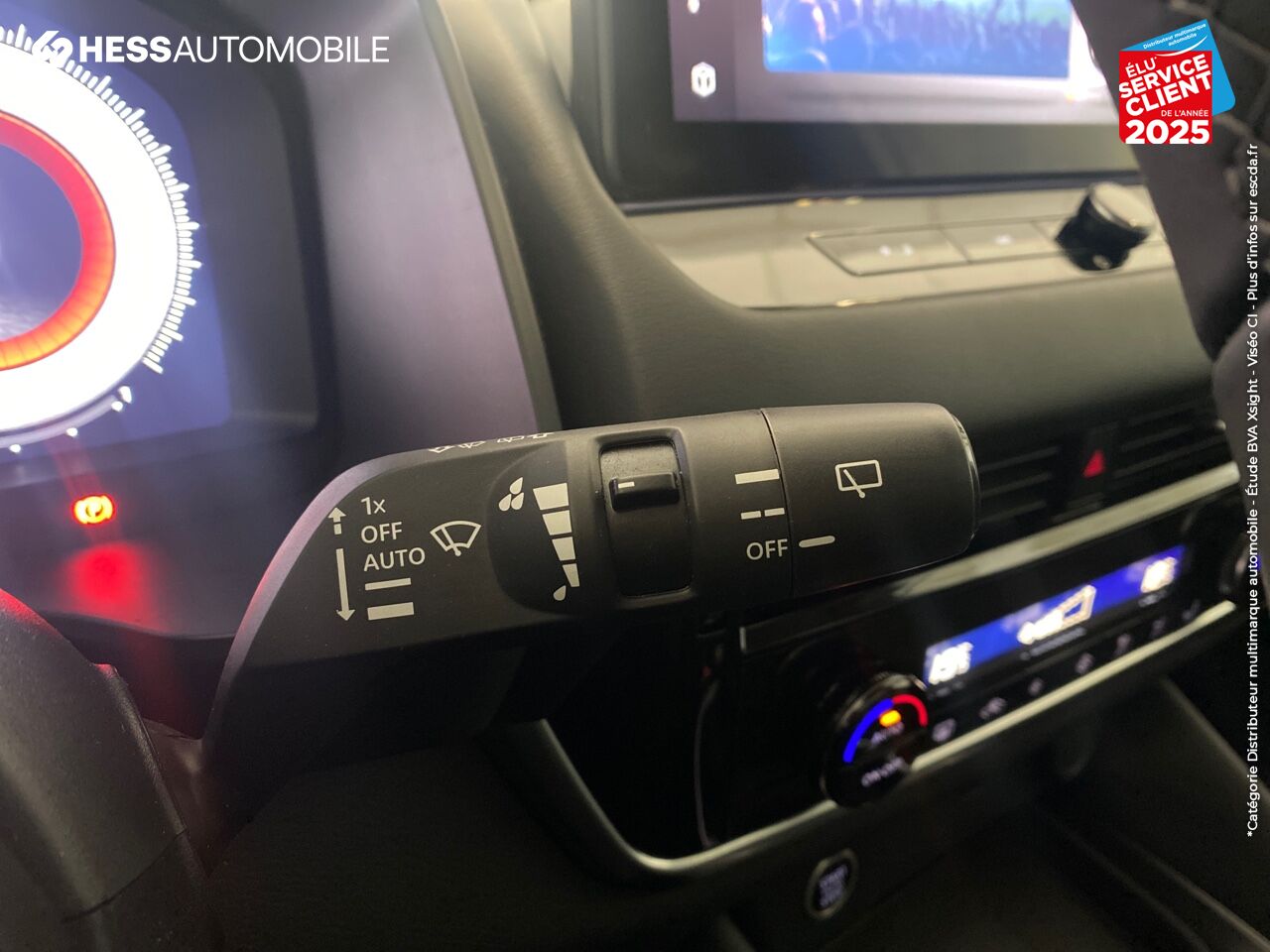 Véhicule d'occasion NISSAN QASHQAI 1.3 MILD HYBRID 140CH N-CONNECTA 2022 chez Nissan Besançon