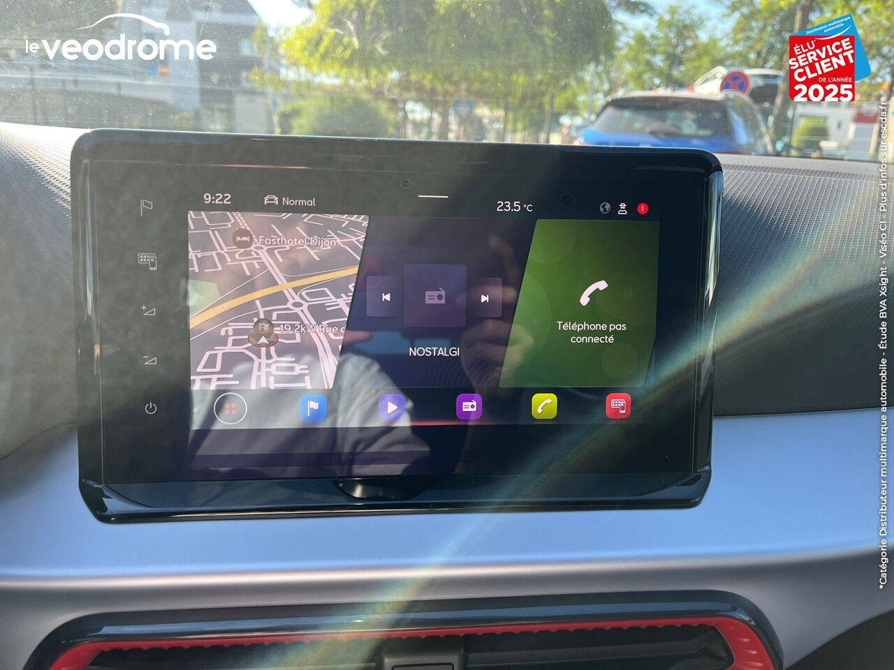 Véhicule d'occasion SEAT ARONA 1.0 TSI 110CH FR DSG7 chez Le Veodrome