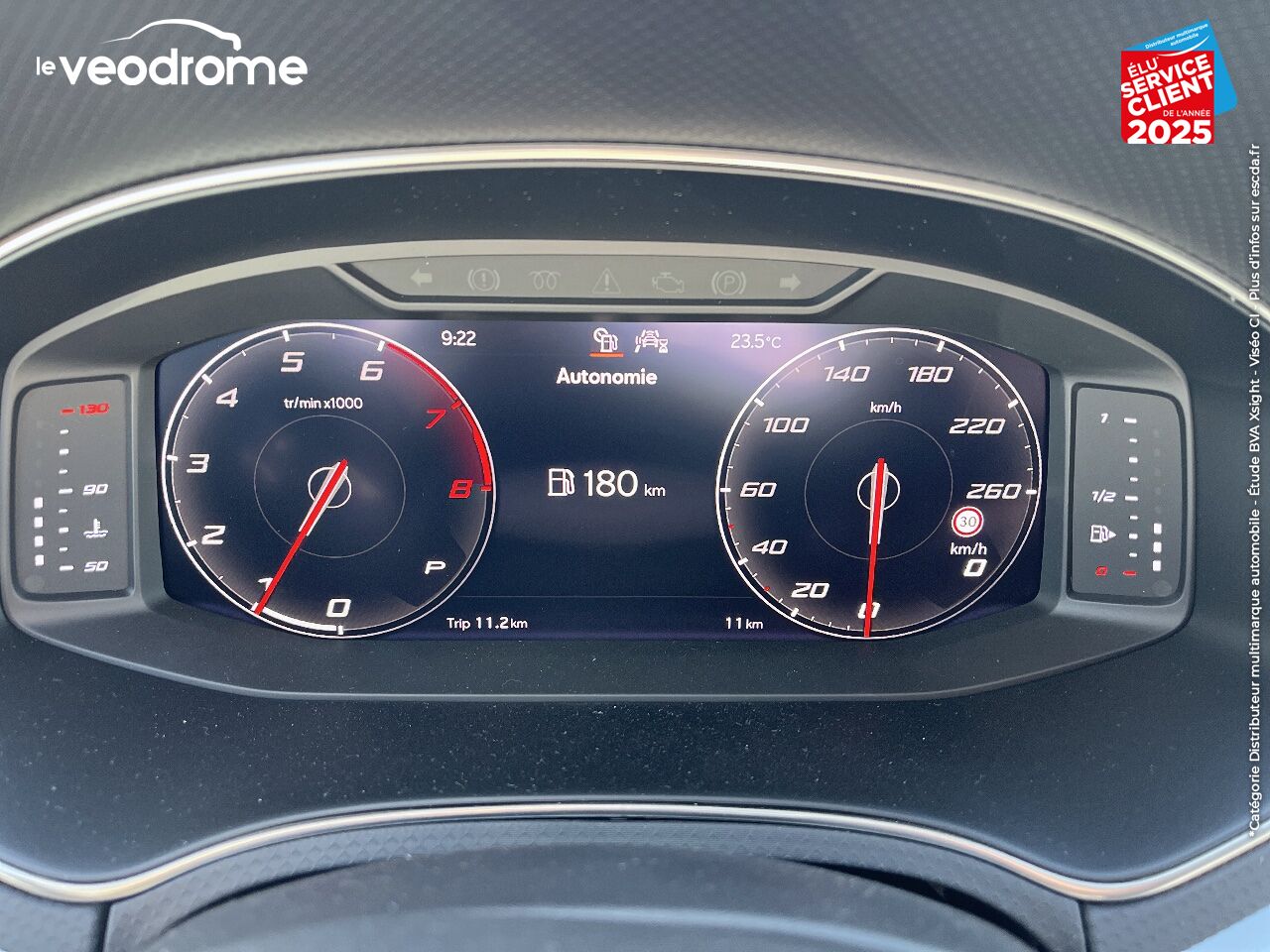 Véhicule d'occasion SEAT ARONA 1.0 TSI 110CH FR DSG7 chez Le Veodrome