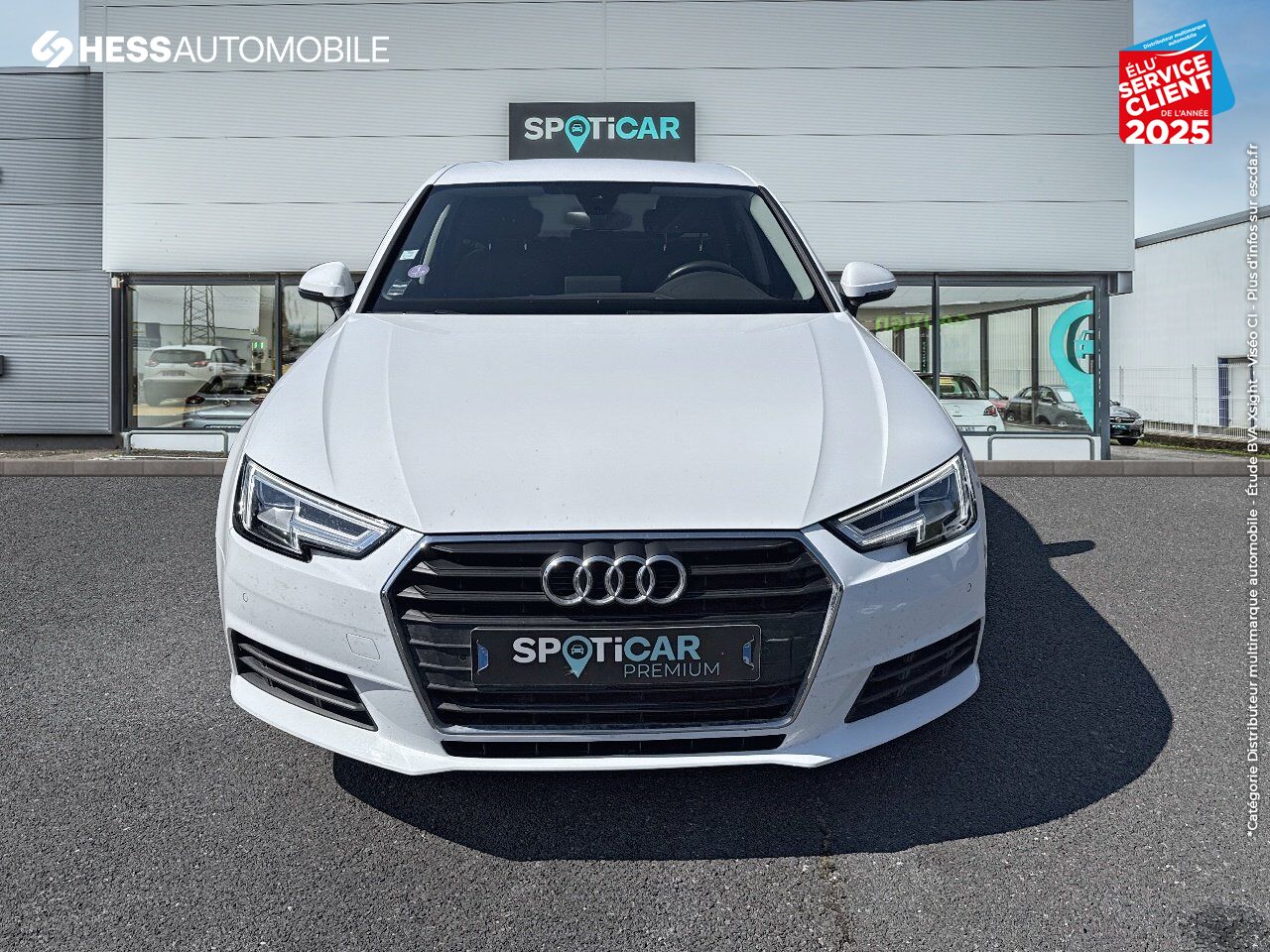 Véhicule d'occasion AUDI A4 1.4 TFSI 150CH EDITION S TRONIC 7 GPS CAMERA chez MINI Besançon