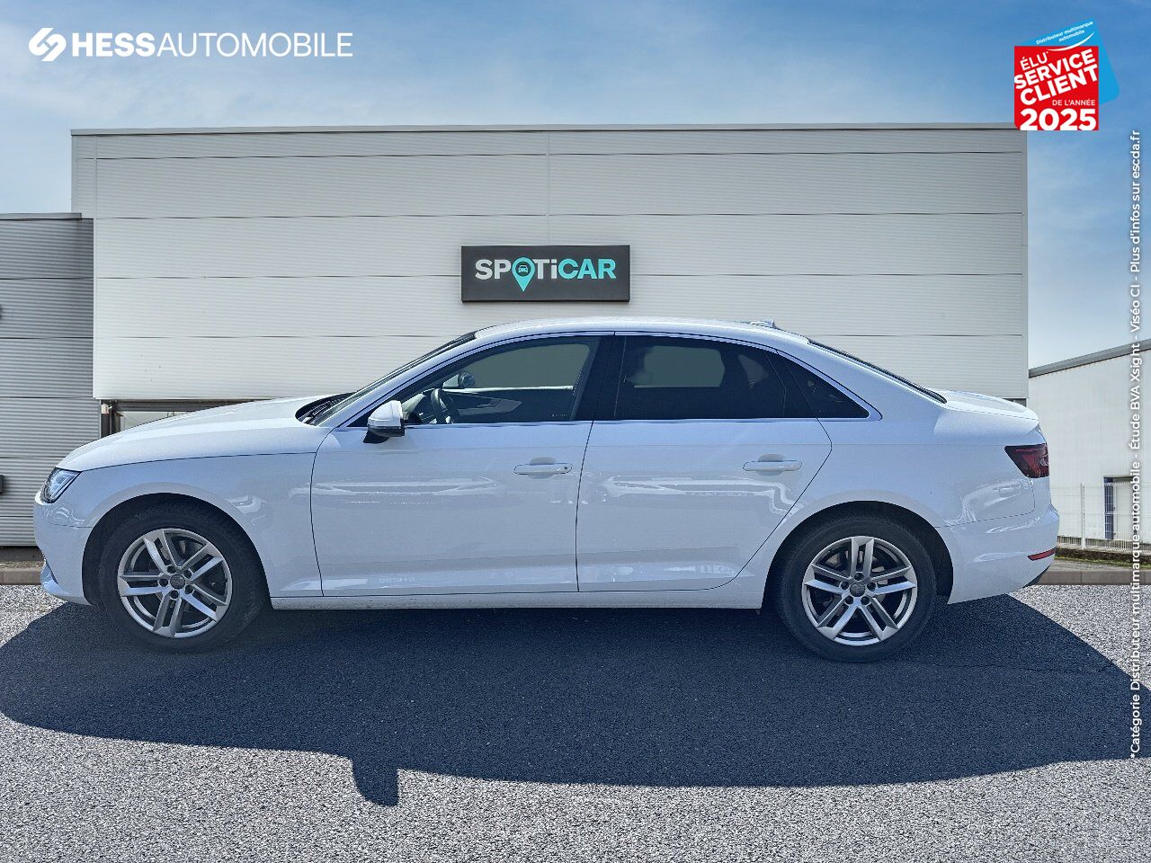 Véhicule d'occasion AUDI A4 1.4 TFSI 150CH EDITION S TRONIC 7 GPS CAMERA chez MINI Besançon