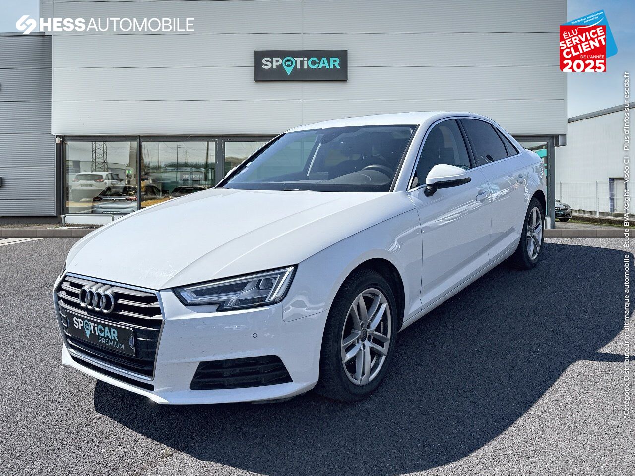 Véhicule d'occasion AUDI A4 1.4 TFSI 150CH EDITION S TRONIC 7 GPS CAMERA chez MINI Besançon