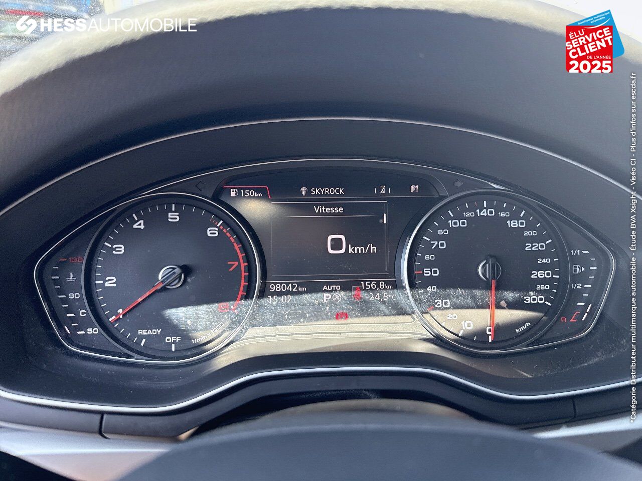 Véhicule d'occasion AUDI A4 1.4 TFSI 150CH EDITION S TRONIC 7 GPS CAMERA chez MINI Besançon