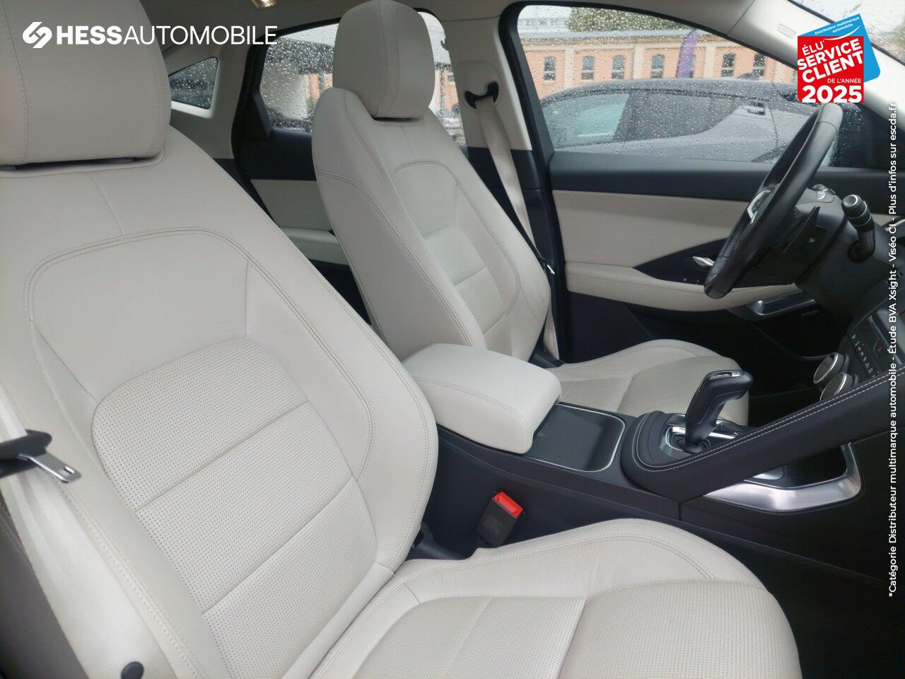 Véhicule d'occasion JAGUAR E-PACE 2.0P 250CH R-DYNAMIC AWD BVA9 chez Jaguar Strasbourg
