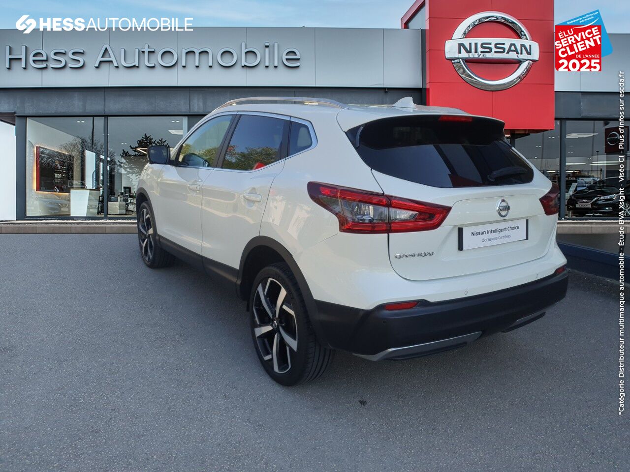 Véhicule d'occasion NISSAN QASHQAI 1.5 DCI 115CH TEKNA EURO6D-T TPANO GPS CAM360 SIEGE CHAUFF chez Nissan Beaune