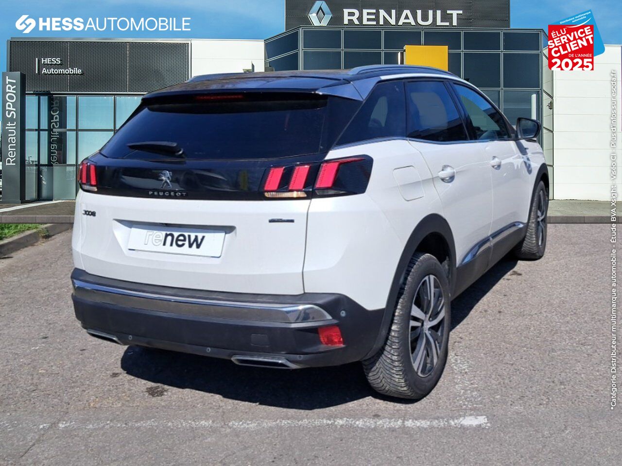 Véhicule d'occasion PEUGEOT 3008 1.5 BLUEHDI 130CH E6.C GT LINE S/S EAT8 TOUVRANT CAMERA chez Renault Saint-Louis