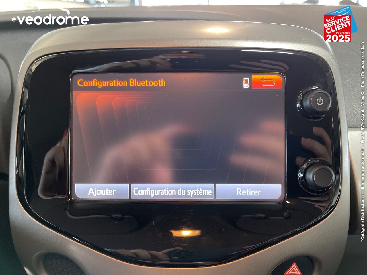 Véhicule d'occasion PEUGEOT 108 1.2 PURETECH ALLURE 3P chez Le Veodrome